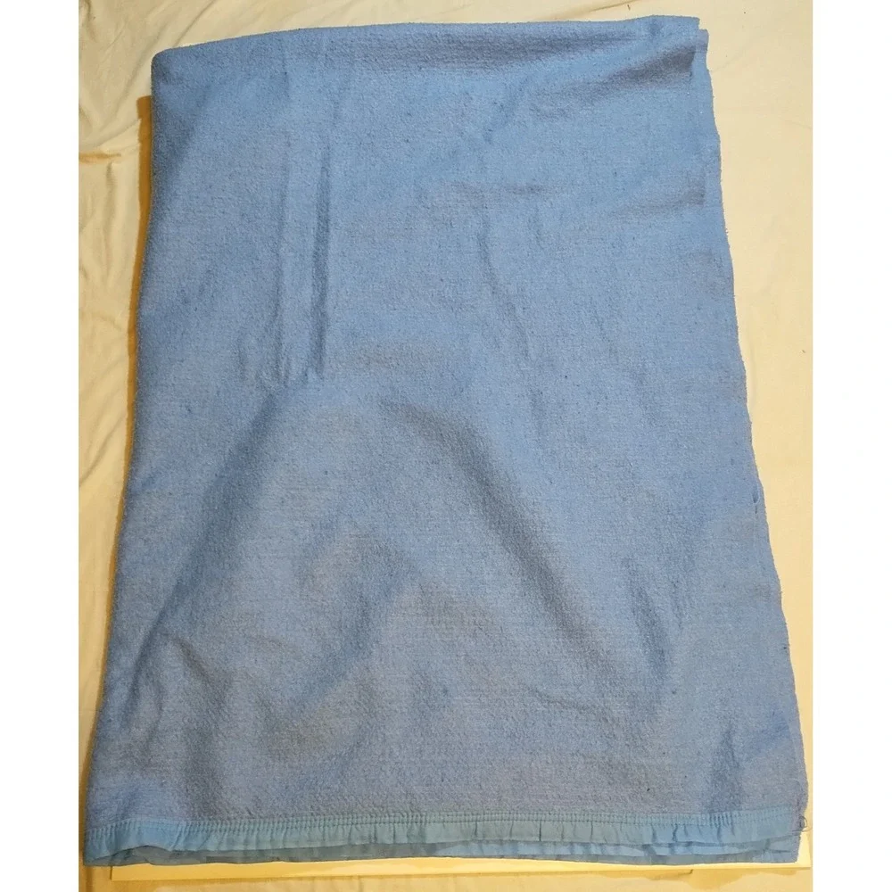 Vintage Light Blue Acrylic Blanket Silk Trim Twin‎ 90x72
